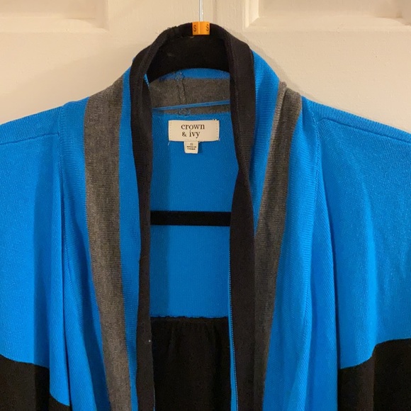 CROWN & IVY- Cardigan- Size-S - Picture 2 of 4